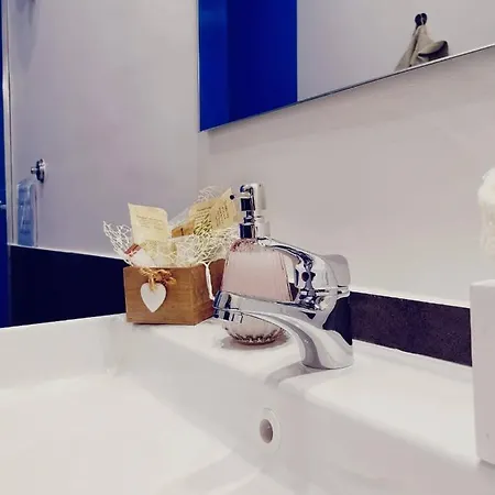 Casa Ruben Appartament Oda ve Kahvaltı Napoli